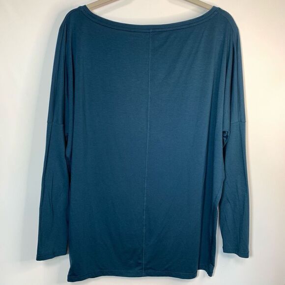 Athleta Bat Wing Top Size Medium - Picture 6 of 7